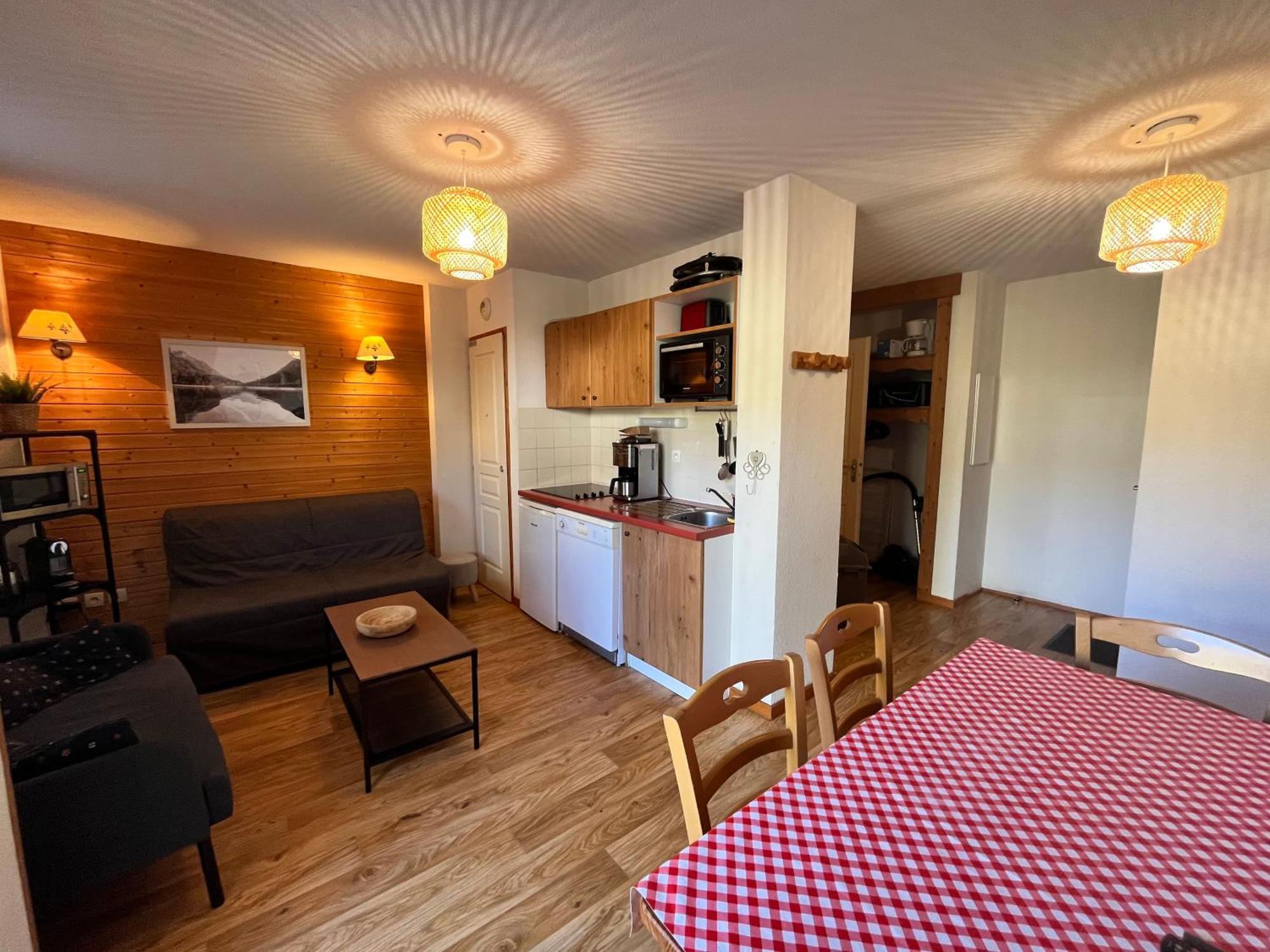 Confortable Pour 6 Personnes 40m2 Pied Pistes, Wifi, Parking Apartment